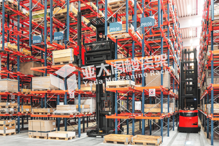 自動(dòng)倉(cāng)庫(kù)貨架的控制系統(tǒng)