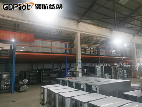 回訪一年前搭建的閣樓貨架，帶你全方面了解它所有的特點(diǎn)！